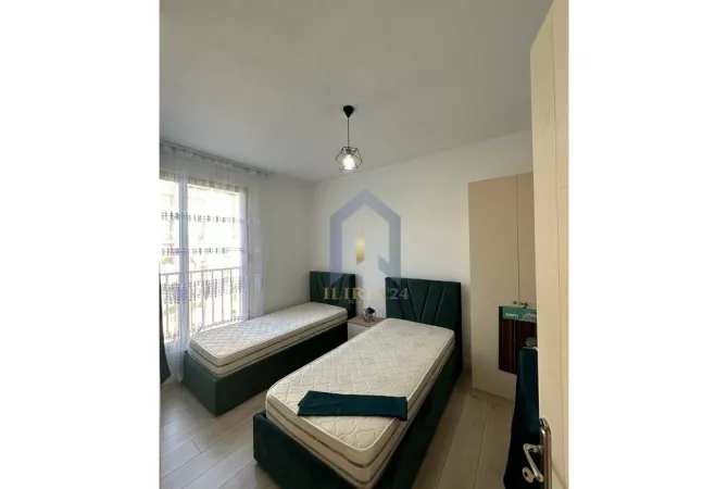 Shtepi me qera 2+1 ne Tirane - 650 Euro