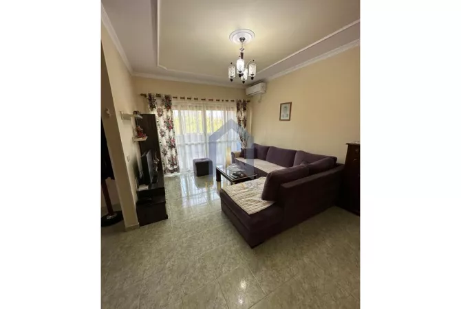 Shtepi me qera 2+1 ne Tirane - 550 Euro