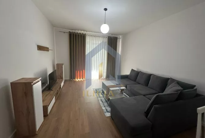 Shtepi me qera 2+1 ne Tirane - 850 Euro