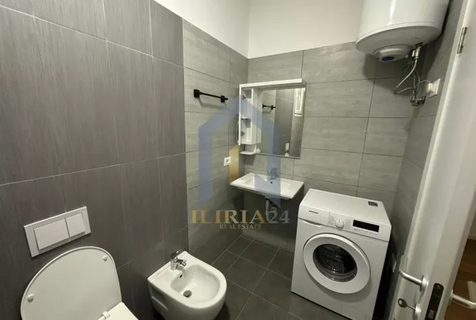 Shtepi me qera Apartament ne Tirane, 2+1, Mobilimi E mobiluar, Pagesa 800  Euro.