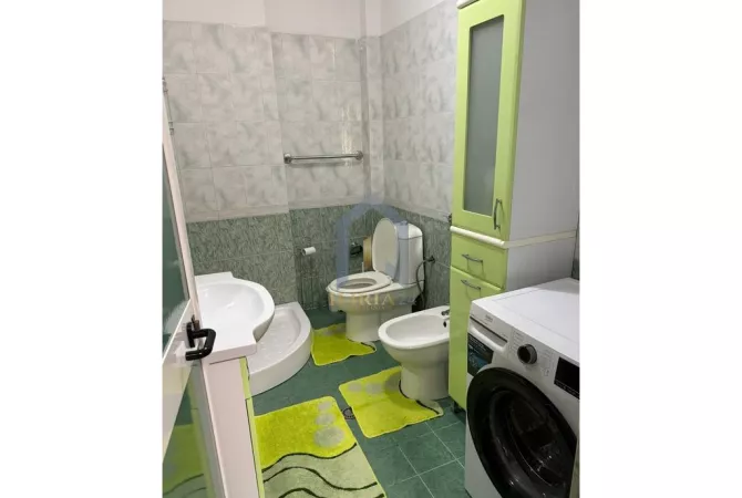 Shtepi me qera 1+1 ne Tirane - 55,000 Leke