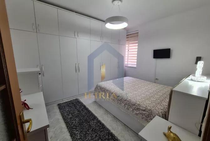 Shtepi me qera Apartament ne Tirane, 1+1, Mobilimi E mobiluar, Pagesa 55,000  Leke.