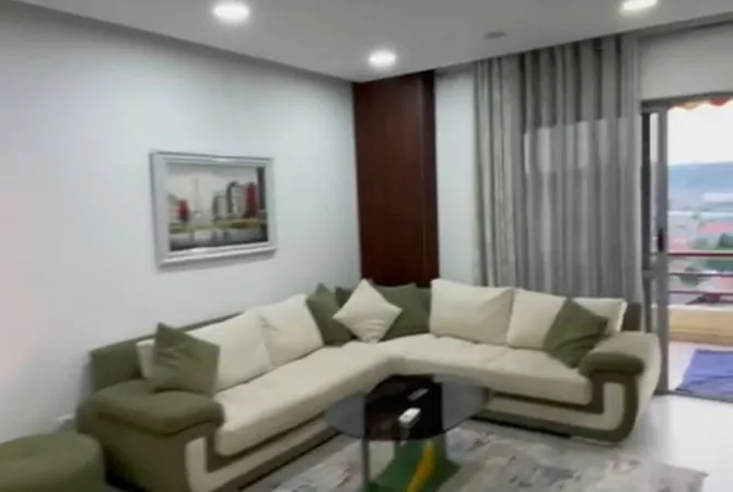 Shtepi me qera Apartament ne Tirane, 1+1, Mobilimi E mobiluar, Pagesa 500  Euro.