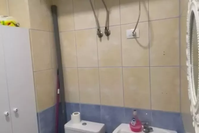 Shtepi me qera Apartament ne Tirane, 1+1, Mobilimi E mobiluar, Pagesa 500  Euro.