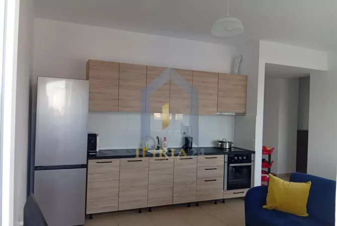 Shtepi me qera Apartament ne Tirane, 2+1, Mobilimi E mobiluar, Pagesa 520  Euro.