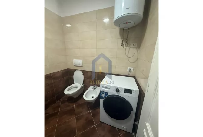 Shtepi me qera Apartament ne Tirane, 1+1, Mobilimi E mobiluar, Pagesa 600  Euro.