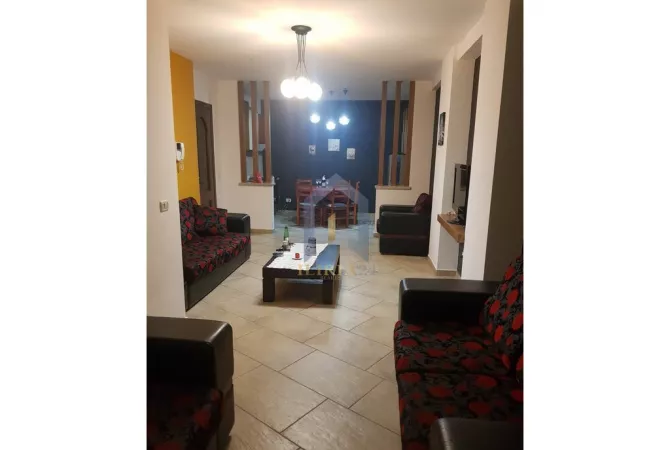Shtepi me qera 2+1 ne Tirane - 600 Euro