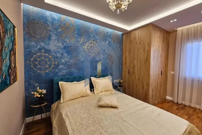 Shtepi me qera 1+1 ne Tirane - 800 Euro