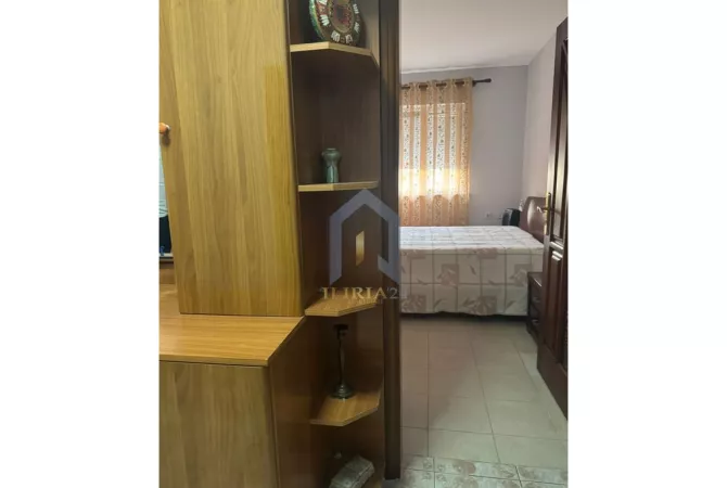 Shtepi me qera 2+1 ne Tirane - 5,000 Euro