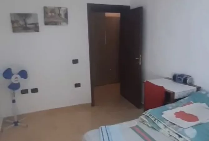 Shtepi me qera 2+1 ne Tirane - 500 Euro