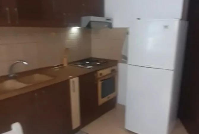 Shtepi me qera 2+1 ne Tirane - 500 Euro