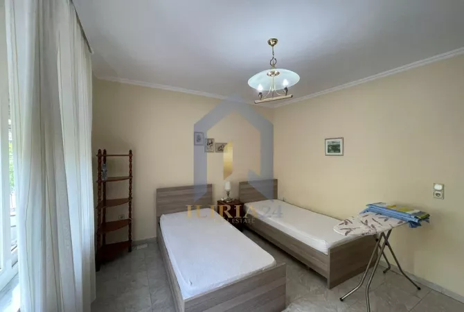 Shtepi me qera Apartament ne Tirane, 2+1, Mobilimi E mobiluar, Pagesa 600  Euro.