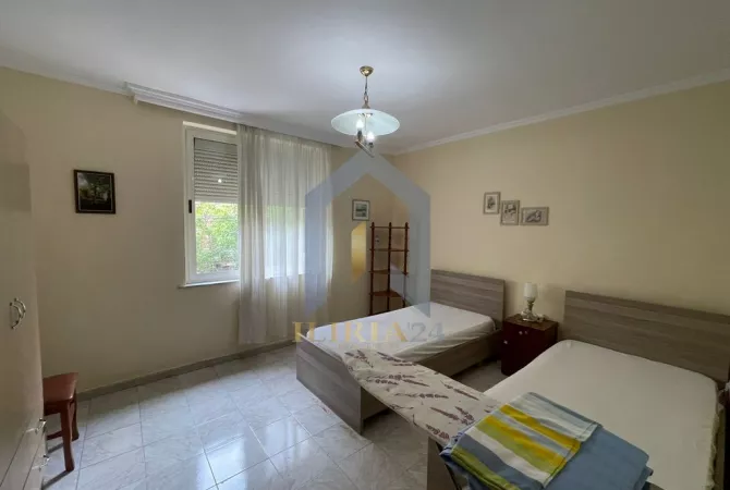 Shtepi me qera Apartament ne Tirane, 2+1, Mobilimi E mobiluar, Pagesa 600  Euro.