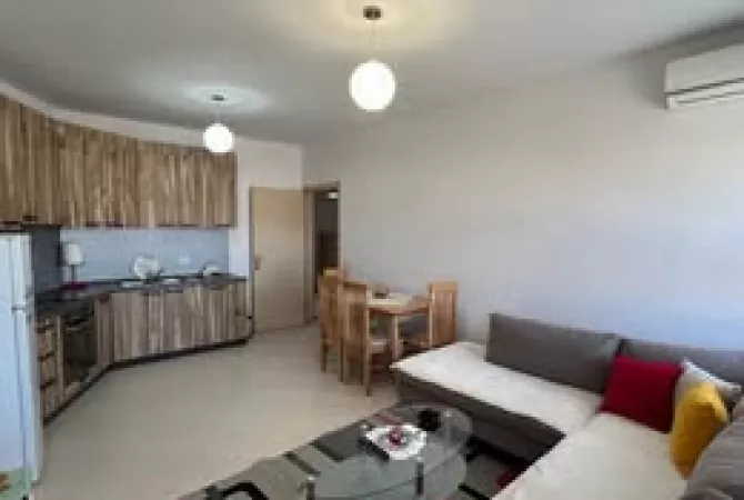 Shtepi me qera 1+1 ne Tirane - 600 Euro