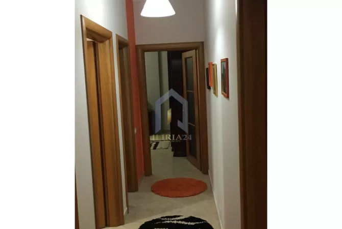Shtepi me qera 2+1 ne Tirane - 700 Euro