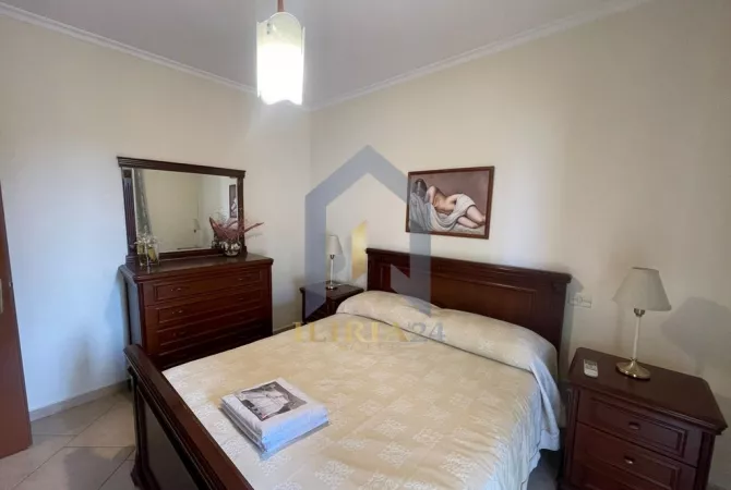 Shtepi me qera 3+1 ne Tirane - 1,000 Euro