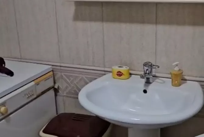 Shtepi me qera Apartament ne Tirane, 1+1, Mobilimi E mobiluar, Pagesa 740  Euro.