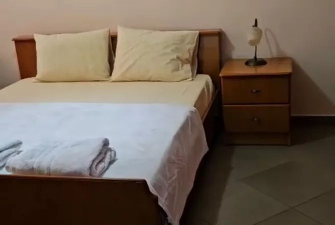 Shtepi me qera Apartament ne Tirane, 1+1, Mobilimi E mobiluar, Pagesa 740  Euro.