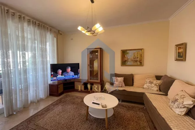 Shtepi me qera 3+1 ne Tirane - 1,000 Euro