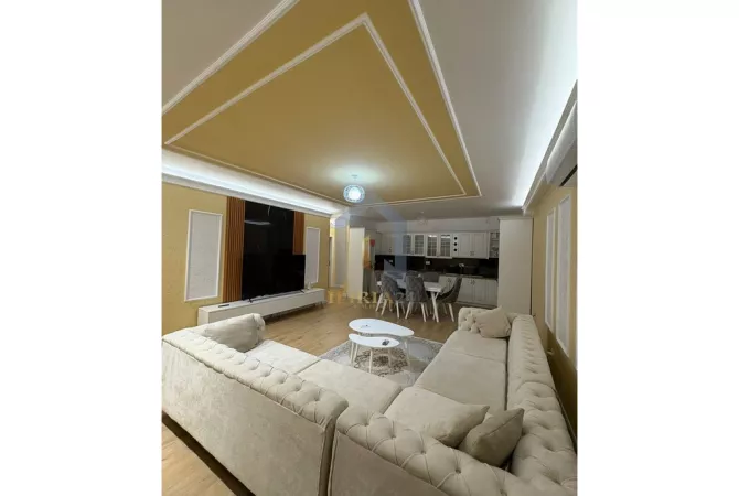 Shtepi me qera 2+1 ne Tirane - 900 Euro