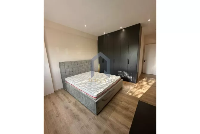 Casa in affitto 3+1 a Tirana - 1,000 Euro