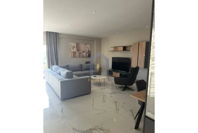 Shtepi me qera Apartament ne Tirane, 3+1, Mobilimi E mobiluar, Pagesa 1,000  Euro.