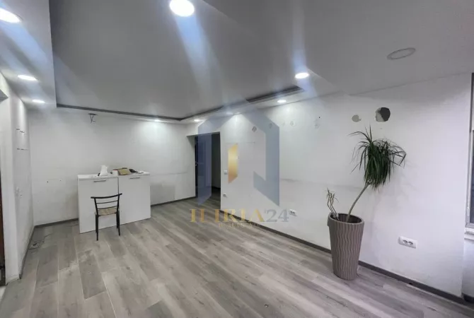 Ambient me qira ne “Bllok” per zyra