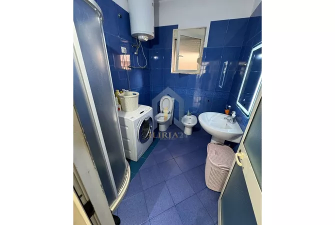 Shtepi me qera 2+1 ne Tirane - 800 Euro