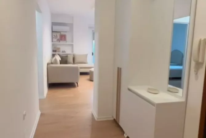 Shtepi me qera 2+1 ne Tirane - 750 Euro