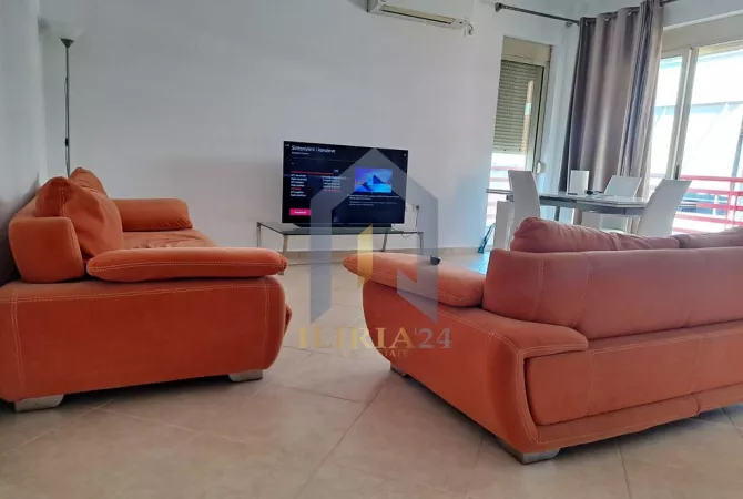 Shtepi me qera Apartament ne Tirane, 2+1, Mobilimi E mobiluar, Pagesa 850  Euro.