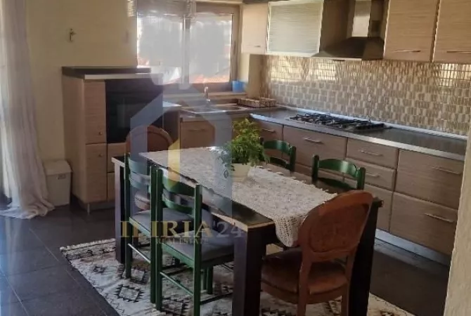 Shtepi me qera 2+1 ne Tirane - 450 Euro