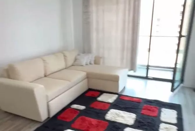 Shtepi me qera 2+1 ne Tirane - 650 Euro