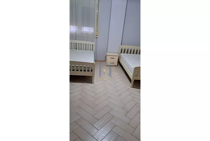 Shtepi me qera 2+1 ne Tirane - 550 Euro