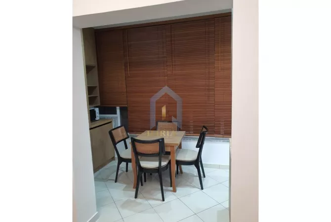 Shtepi me qera Apartament ne Tirane, 1+1, Mobilimi E mobiluar, Pagesa 600  Euro.