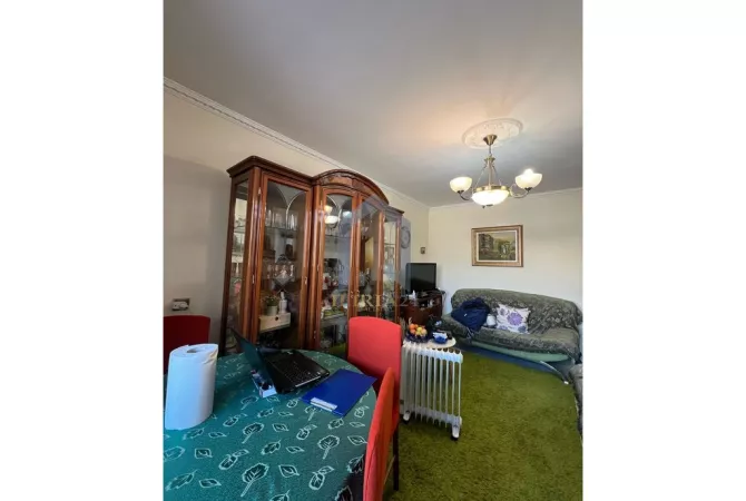 Shtepi me qera 2+1 ne Tirane - 450 Euro