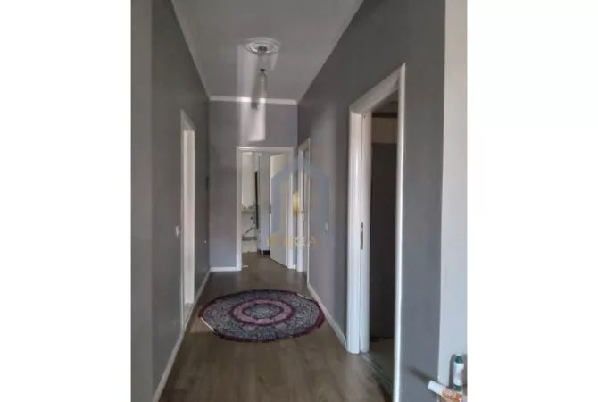Shtepi me qera 1+1 ne Tirane - 350 Euro