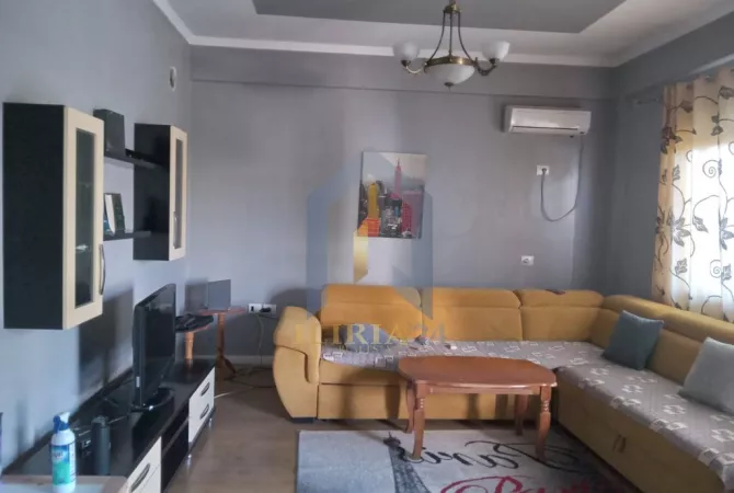 Shtepi me qera 1+1 ne Tirane - 350 Euro