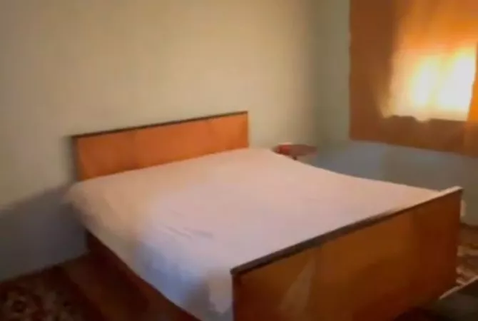 Shtepi me qera 2+1 ne Tirane - 450 Euro