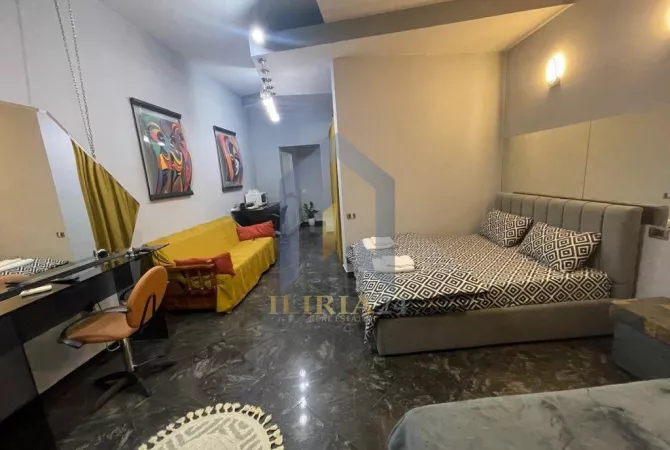 Shtepi me qera Garsoniere ne Tirane - 650 Euro