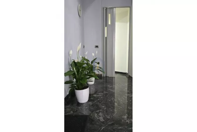 Shtepi me qera Garsoniere ne Tirane - 650 Euro