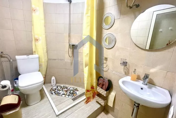 Shtepi me qera Apartament ne Tirane, Garsoniere, Mobilimi E mobiluar, Pagesa 650  Euro.