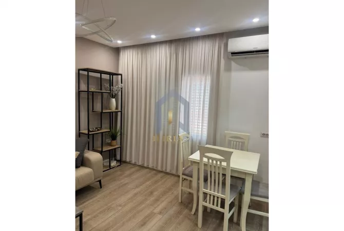 Shtepi me qera Apartament ne Tirane, 1+1, Mobilimi E mobiluar, Pagesa 600  Euro.