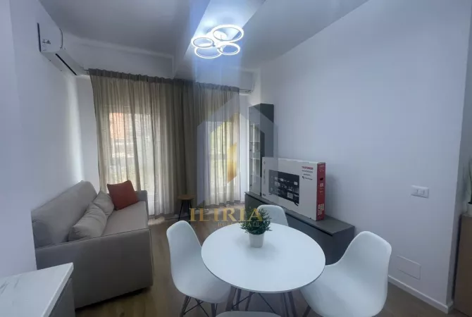 Shtepi me qera 1+1 ne Tirane - 450 Euro