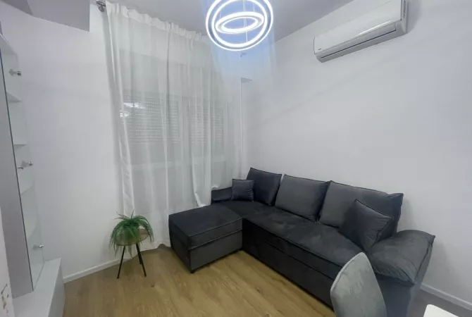 Shtepi me qera 1+1 ne Tirane - 450 Euro
