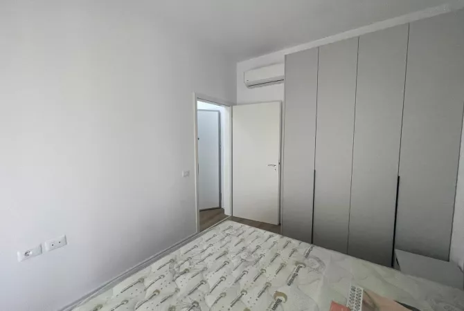 Shtepi me qera Apartament ne Tirane, 1+1, Mobilimi E mobiluar, Pagesa 450  Euro.