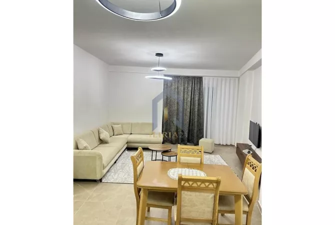 Shtepi me qera 1+1 ne Tirane - 451 Euro