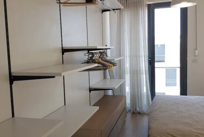 Shtepi me qera Apartament ne Tirane, 2+1, Mobilimi E mobiluar, Pagesa 800  Euro.