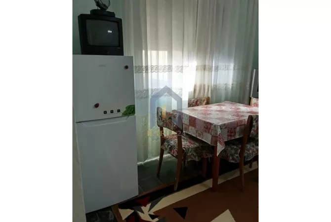 Shtepi me qera 2+1 ne Tirane - 450 Euro