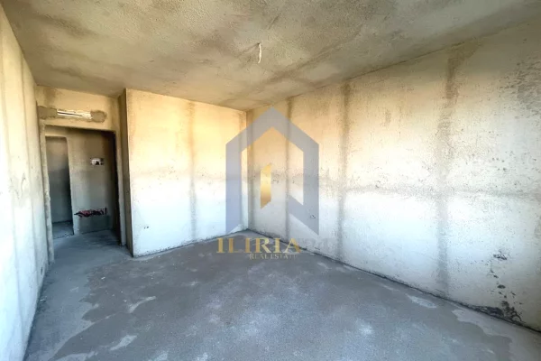 Shtepi ne shitje 2+1 ne Tirane - 94,000 Euro