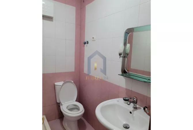 Shtepi me qera 2+1 ne Tirane - 700 Euro